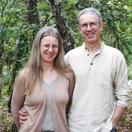 Gite Et Cabane Ecologiques 1000 Pailles Labastide-de-Virac 外观 照片