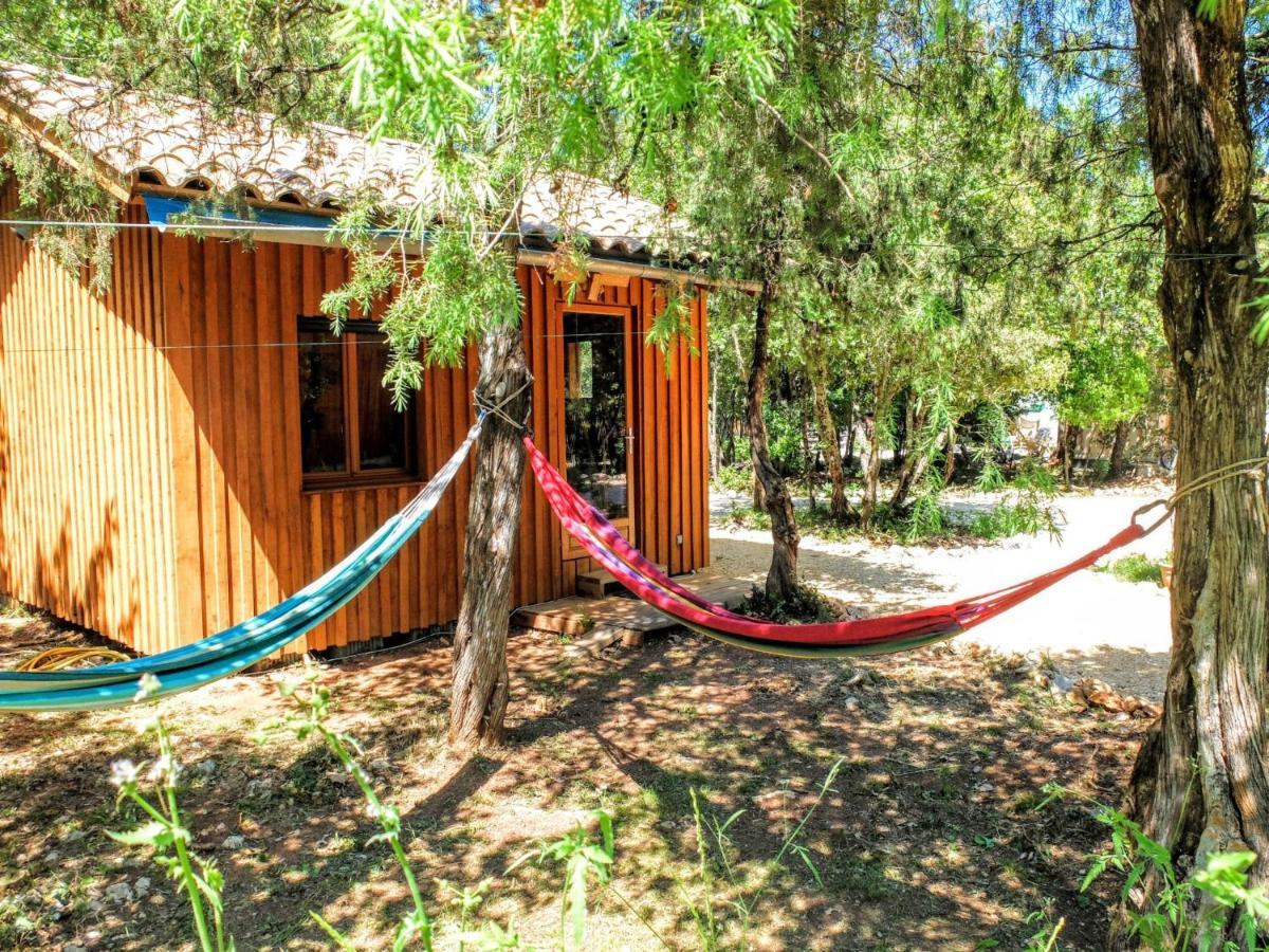 Gite Et Cabane Ecologiques 1000 Pailles Labastide-de-Virac 外观 照片